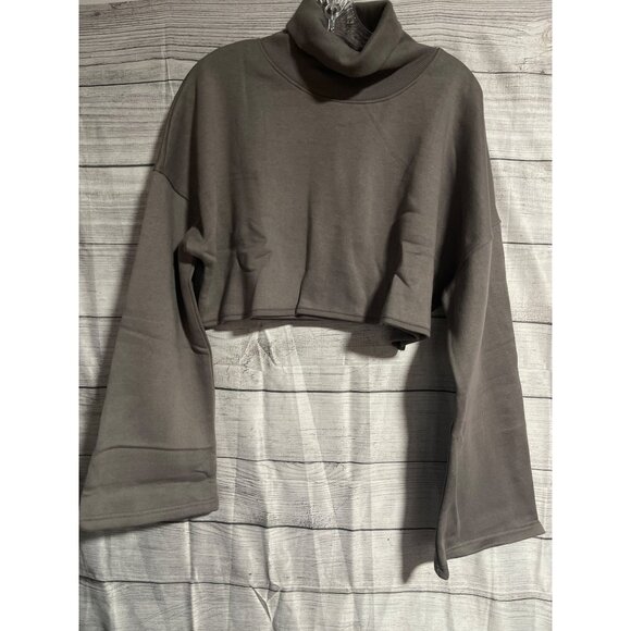 PrettyLittleThing High Neck Cropped Sweatshirt Womens Size 10 Gray Turtleneck - Picture 1 of 5